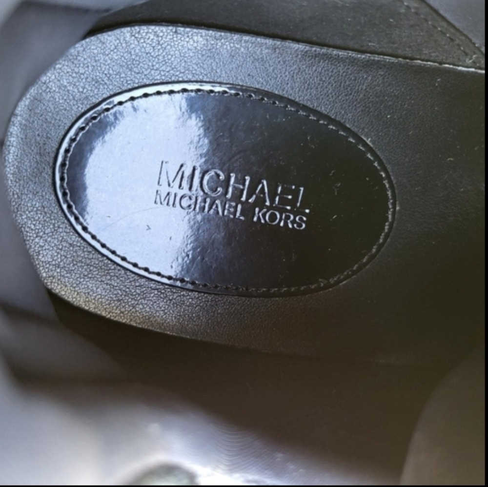 Michael Kors Olympia Extreme Black White Ivory Athletic Shoe Sneaker Women 10 - Picture 11 of 14